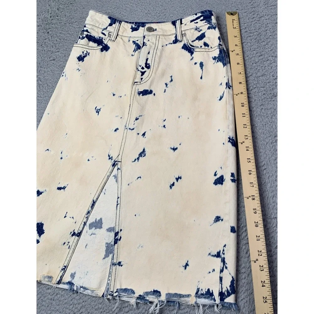 Alice + Olivia Skirt Womens 26 Jean You Look Good Blue Tan Dye Raw Hem NWOT